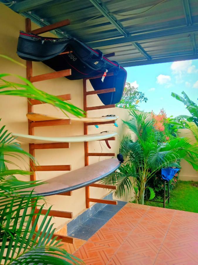 In Calm Hostel Canggu Dış mekan fotoğraf
