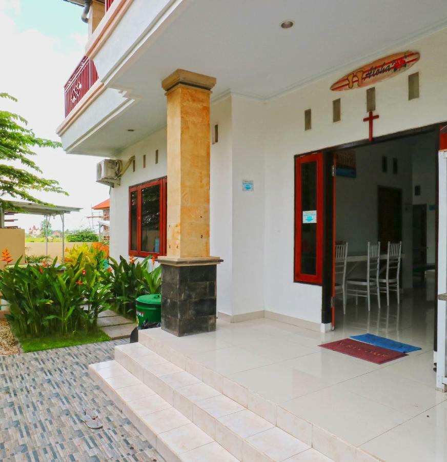 In Calm Hostel Canggu Dış mekan fotoğraf